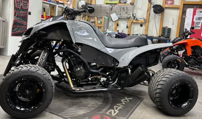 KFX Kawasaki ZX10R ( Kawasaki 4 Zylinder Motor)